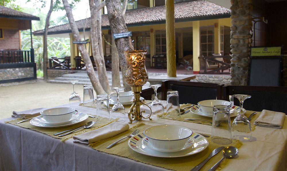 Maruni Sanctuary Lodge By Kgh Group Sauraha Eksteriør bilde