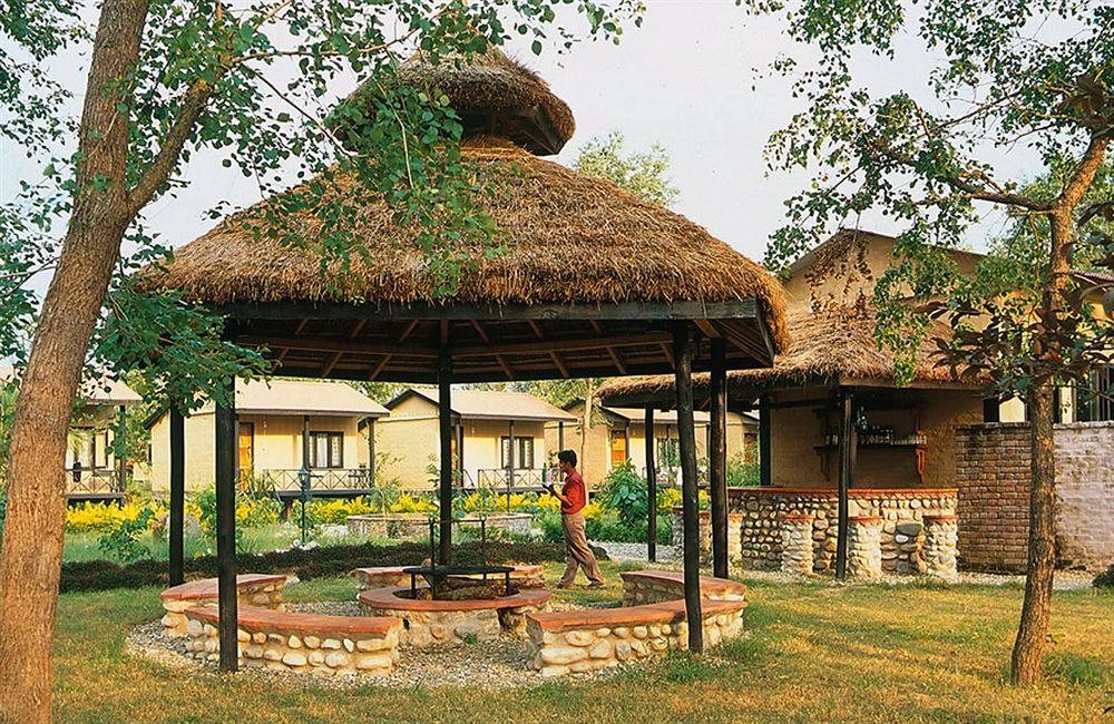Maruni Sanctuary Lodge By Kgh Group Sauraha Eksteriør bilde